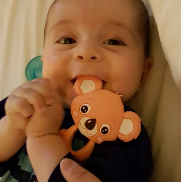 Silicone Teethers ** 5 for $10 ** - Picture 3 of 3